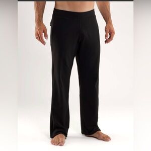 Lululemon Men’s Kung Fu Pants